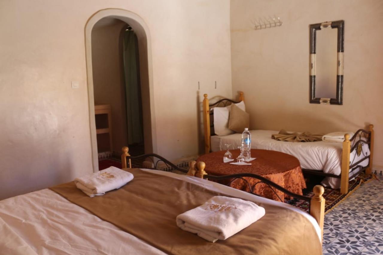 Riad Assia Foum Zguid Chambre photo