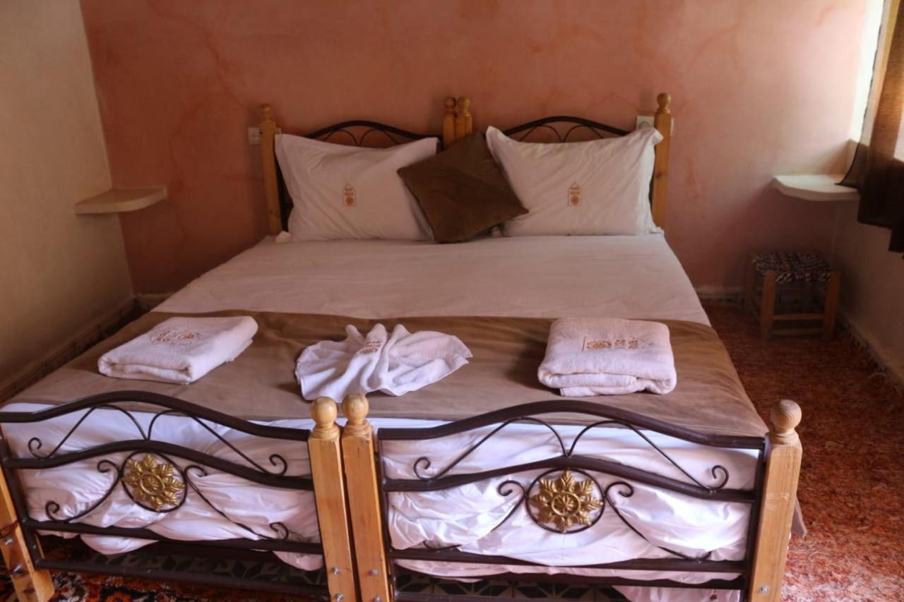 Riad Assia Foum Zguid Chambre photo